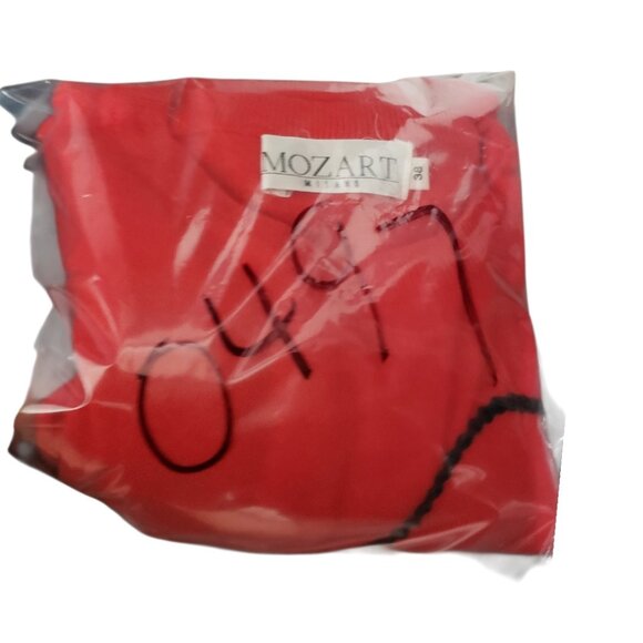 Mozart Milano Vtg Sweater Red  With Black Embroidered Abstract 38 - Picture 10 of 10